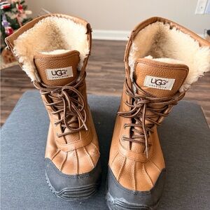 UGG Kids Brown Lace-Up Shearling-Lined Snow Boots